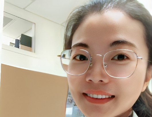 任萌 